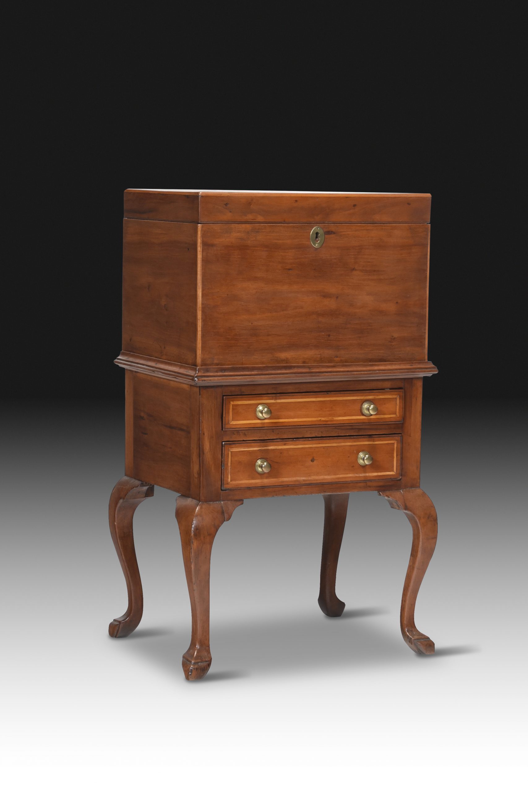 Exceptional Irish George II Satyr Mask Carved Mahogany Side Table